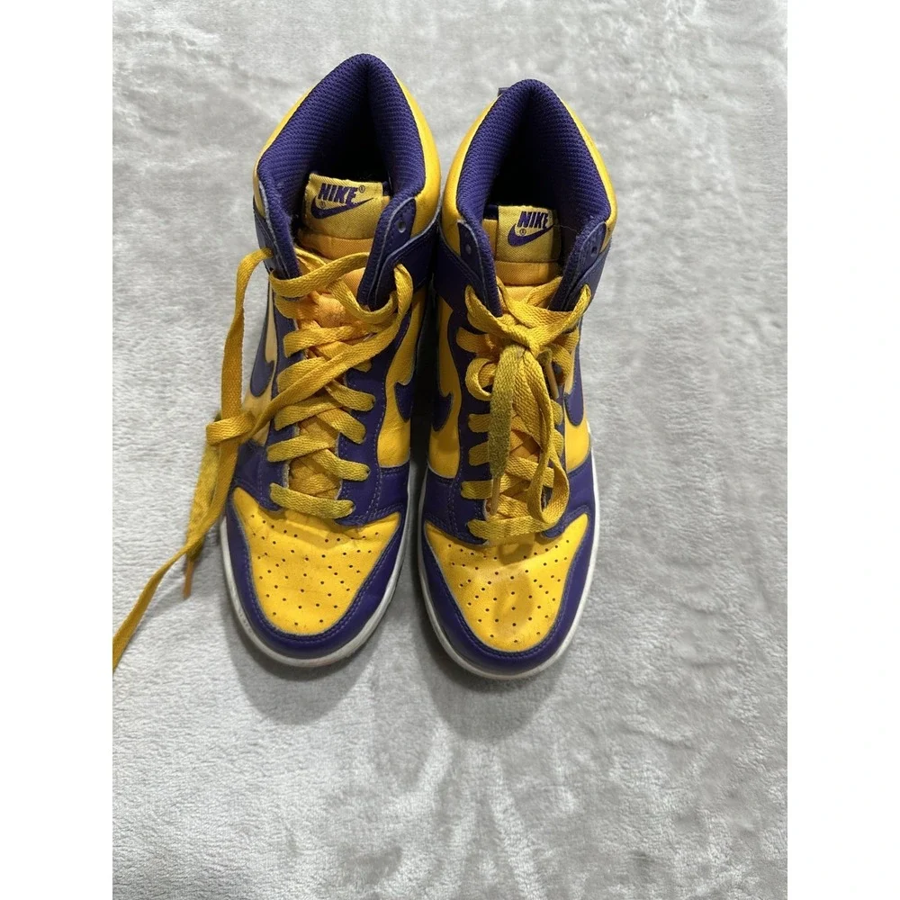 Nike Dunk High GS Court Purple/Gold Size 6Y Retro